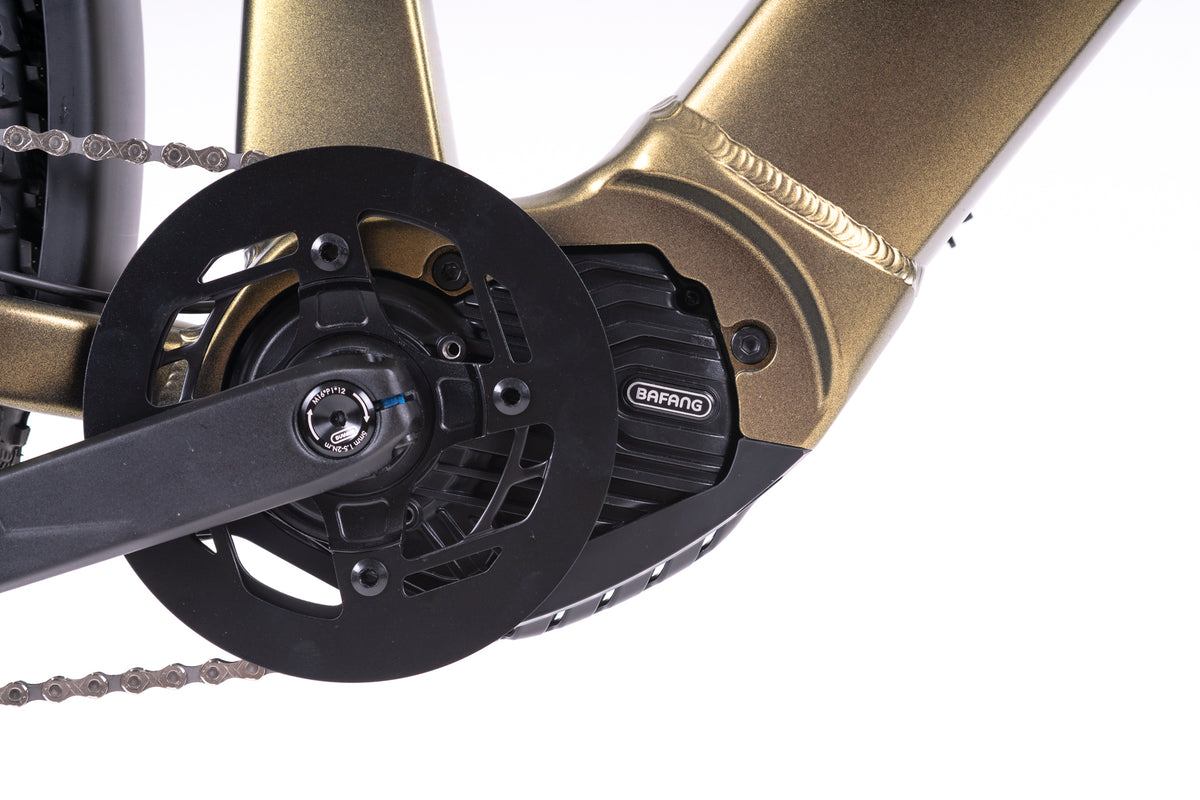 LEVIT RILATO SUV overstep goldengreen